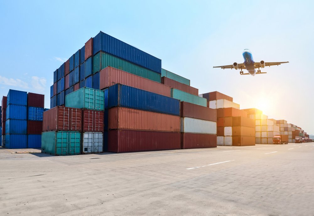 This guide highlights the 10 best import businesses from India and Europe that work based on current demand, sourcing opportunities, profit potential, competition, and long-term growth.
