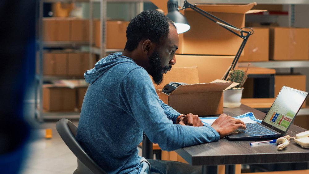 In this guide, we look at 12 dropshipping niches that still have practical potential in Nigeria, including the products to consider, who buys them and what you should watch out for.